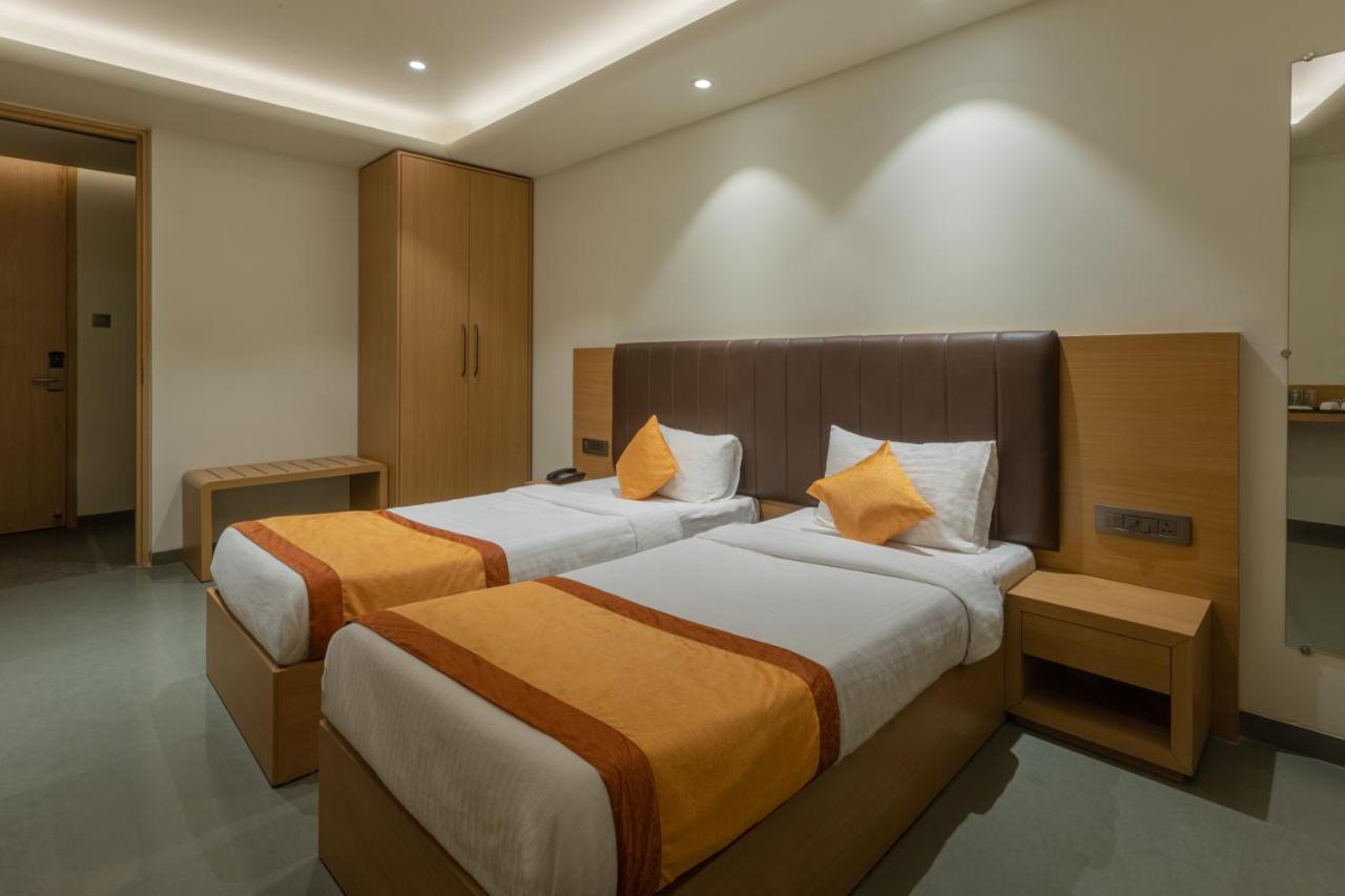 Indus Suites Nágpur Exteriér fotografie